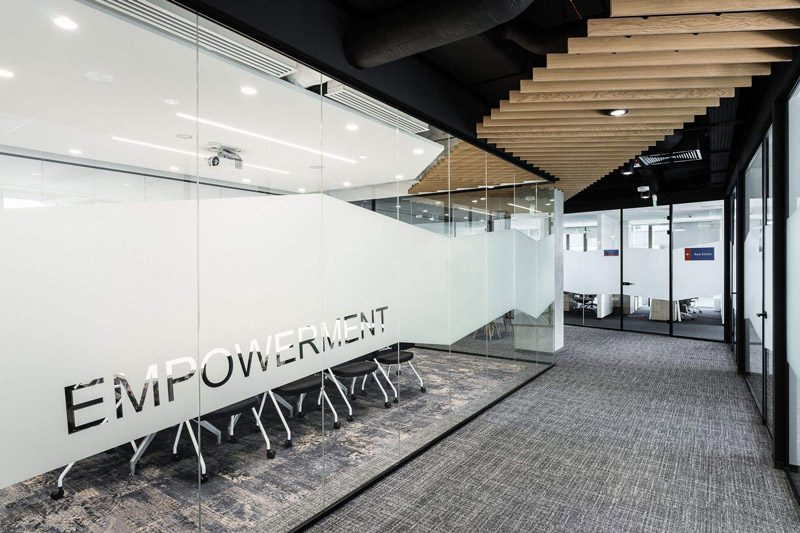 辦公室玻璃隔斷