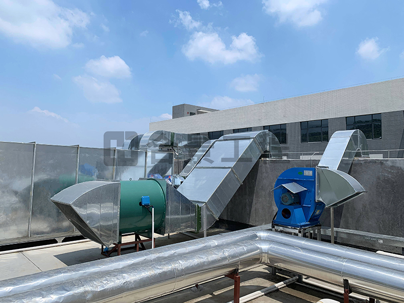 東莞盈灃科技有限公司工程緊鑼密鼓施工中，為迎接竣工全力奮戰(zhàn)！