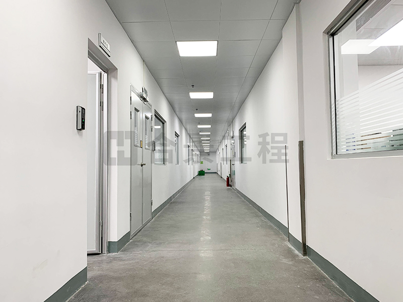 東莞盈灃科技有限公司工程緊鑼密鼓施工中，為迎接竣工全力奮戰(zhàn)！