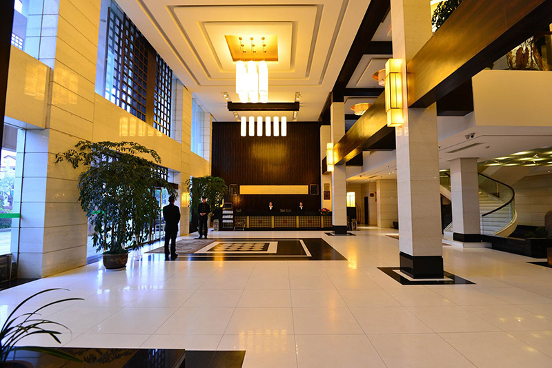 酒店裝修選擇燈飾應(yīng)遵循的原則